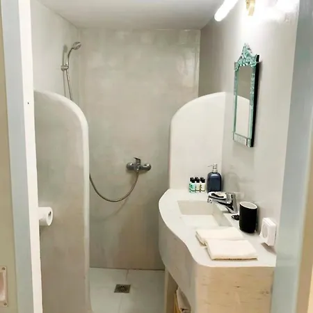 Poli Cave House Santorini ヴィラ