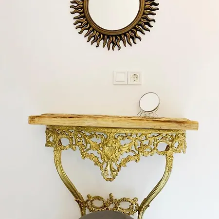 Poli Cave House Santorini Fira (Santorini)