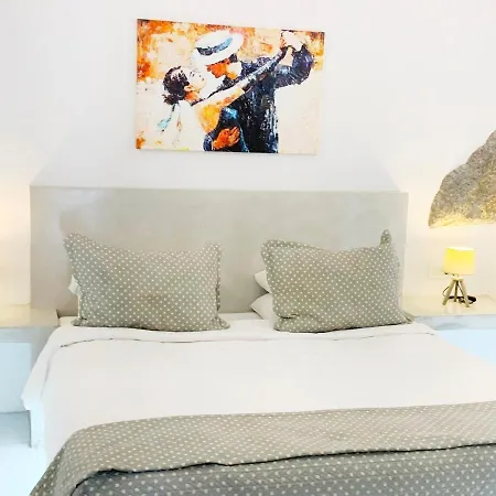 Villa Poli Cave House Santorini