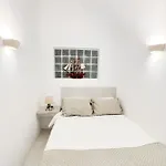 Villa Poli Cave House Santorini