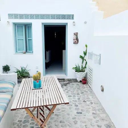 Poli Cave House Santorini Villa *