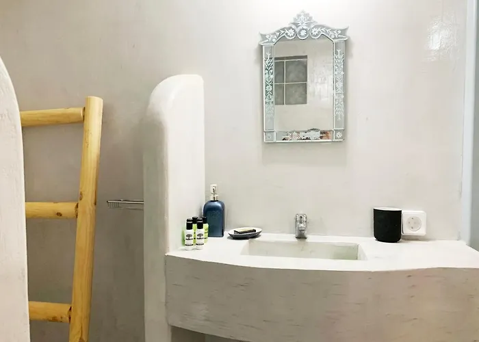 Poli Cave House Santorini Villa