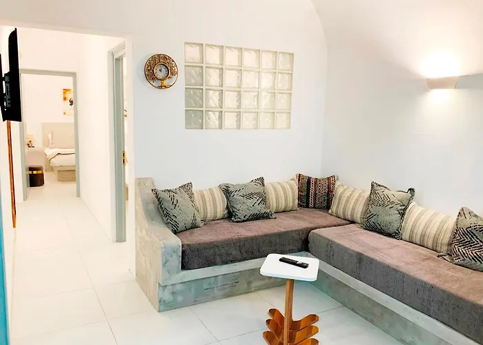 Poli Cave House Santorini Villa