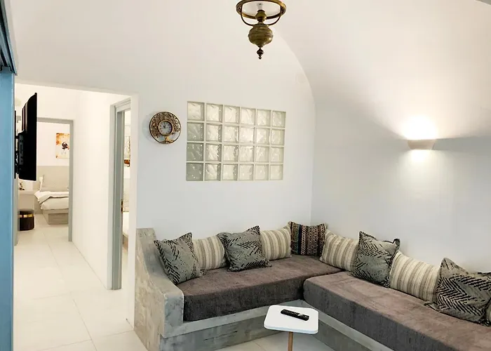 Poli Cave House Santorini Villa *