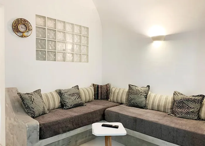 Poli Cave House Santorini Villa