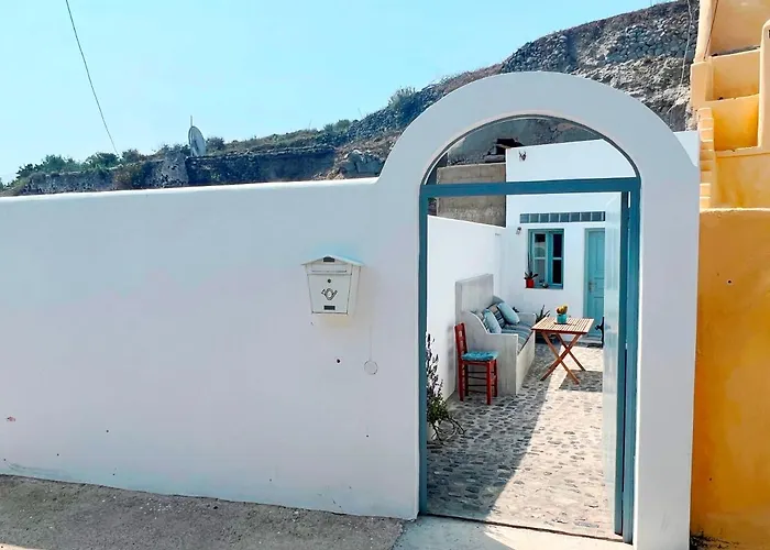 Villa Poli Cave House Santorini Firá