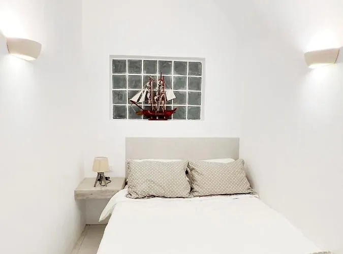 Villa Poli Cave House Santorini