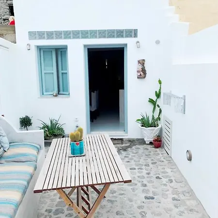 Poli Cave House Santorini * סנטוריני